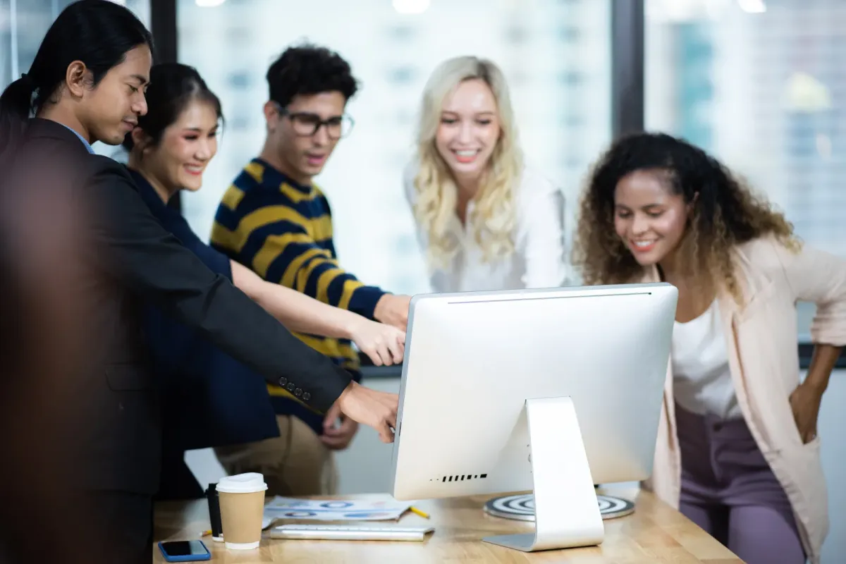 Team plant Geschäftsprozesse mit Odoo CRM